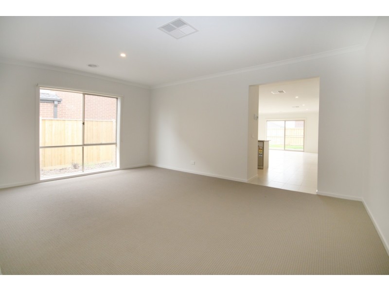 104 Stanley Road, Keysborough VIC 3173