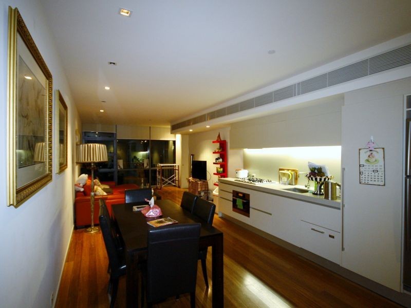 8 Kavanagh Street, Southbank VIC 3006