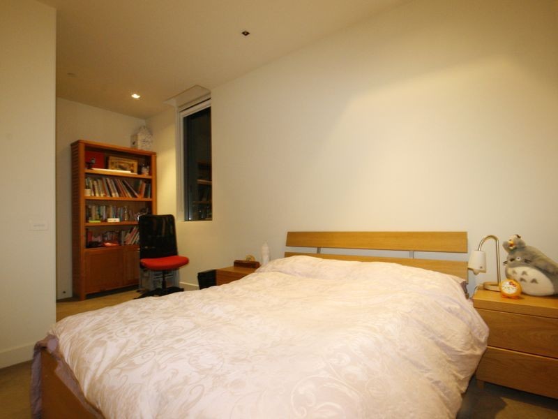 8 Kavanagh Street, Southbank VIC 3006