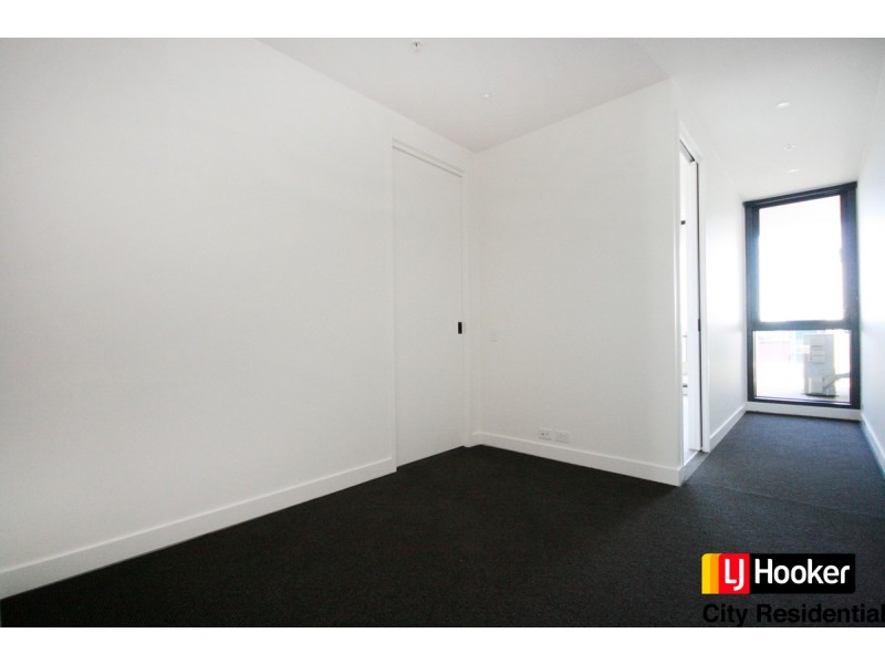 816/139 Queensberry Street, Carlton VIC 3053