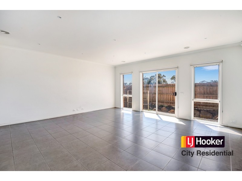 17 Amphion Street, Epping VIC 3076