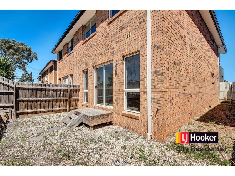 17 Amphion Street, Epping VIC 3076