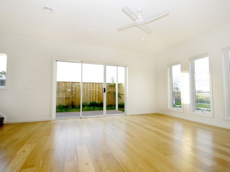 5 Annafee Avenue, Keysborough VIC 3173
