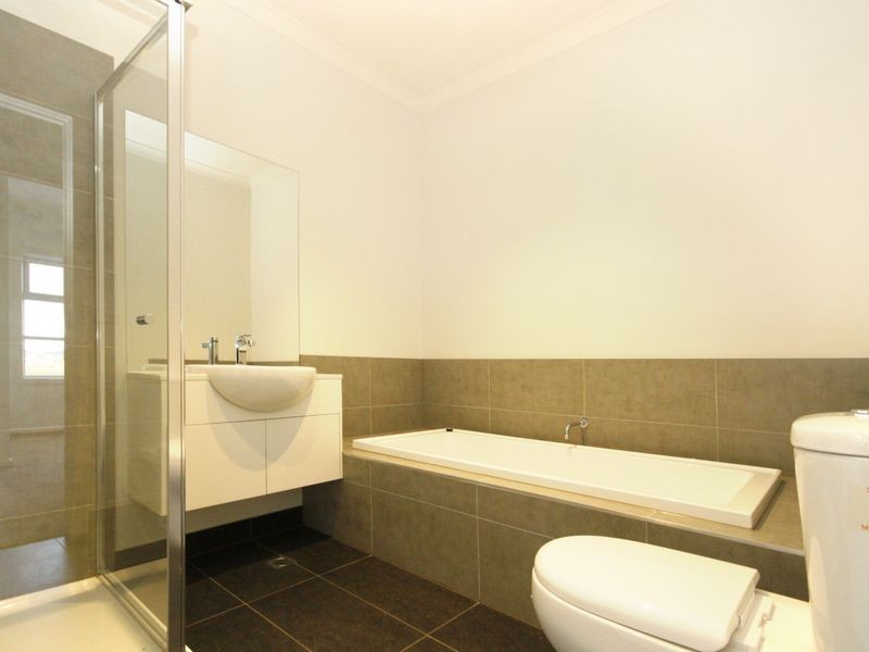 5 Annafee Avenue, Keysborough VIC 3173
