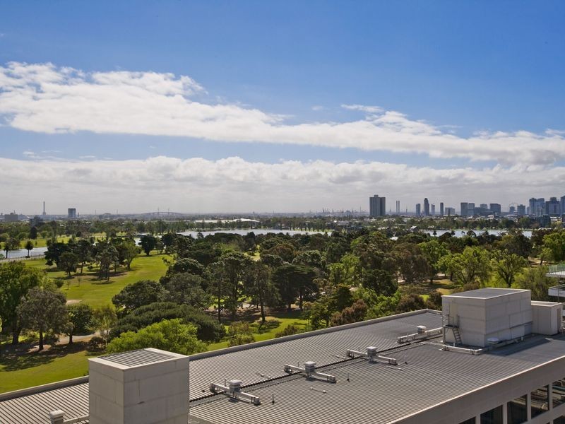 1003/55 Queens Road, Melbourne VIC 3004