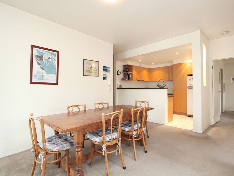 2/1 Arden Street, North Melbourne VIC 3051