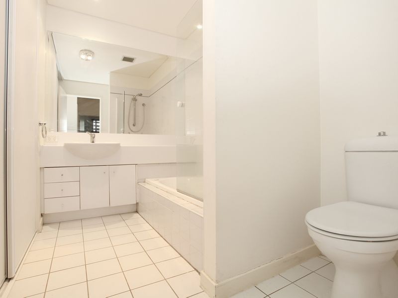 2/1 Arden Street, North Melbourne VIC 3051