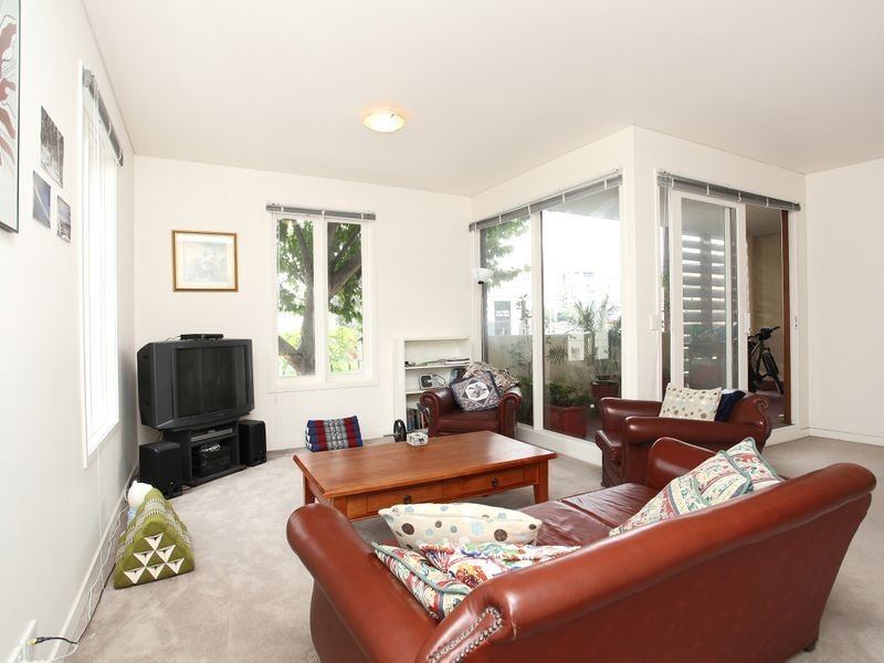 2/1 Arden Street, North Melbourne VIC 3051