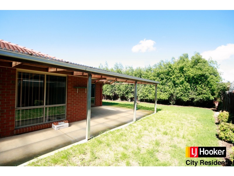 16 Chardonnay Place, Hoppers Crossing VIC 3029