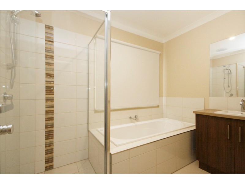 25 Esther Street, Truganina VIC 3029