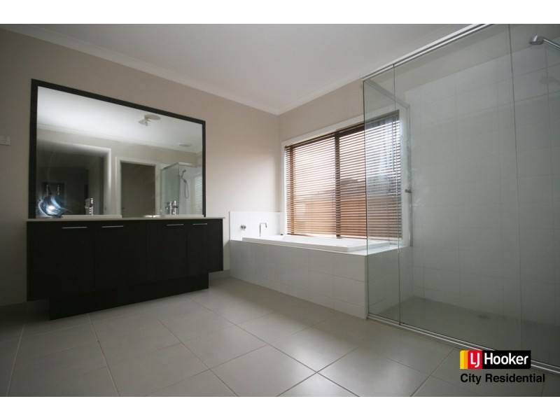 300 Boardwalk Boulevard, Point Cook VIC 3030