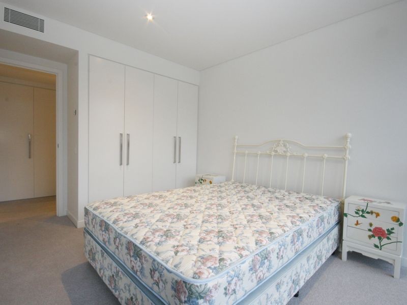 100 Lorimer Street, Docklands VIC 3008