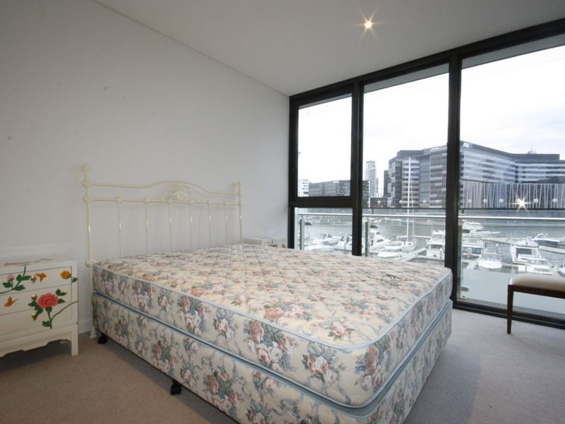100 Lorimer Street, Docklands VIC 3008
