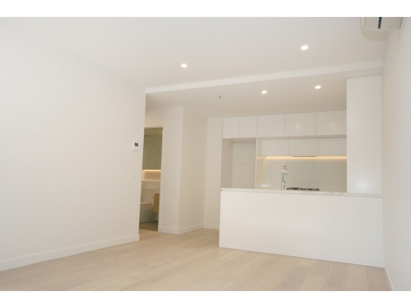 303/20-24 Hepburn Road, Doncaster VIC 3108