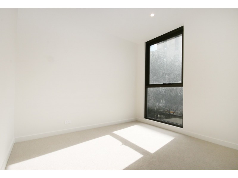 303/20-24 Hepburn Road, Doncaster VIC 3108