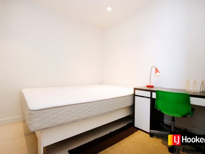 1605/33 Mackenzie Street, Melbourne VIC 3000