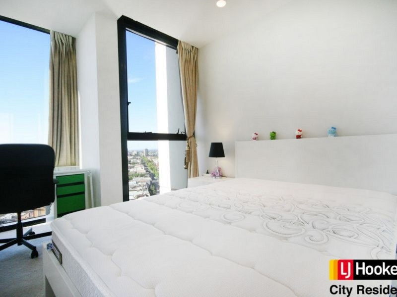 1605/33 Mackenzie Street, Melbourne VIC 3000