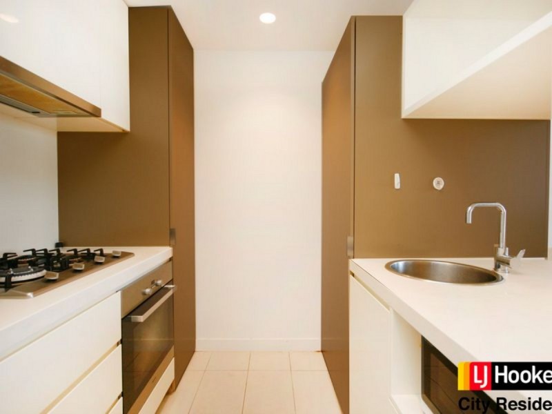 1605/33 Mackenzie Street, Melbourne VIC 3000