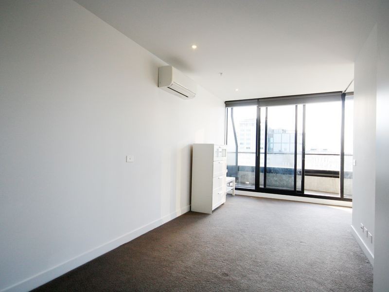 2105/7 Katherine Place, Melbourne VIC 3000