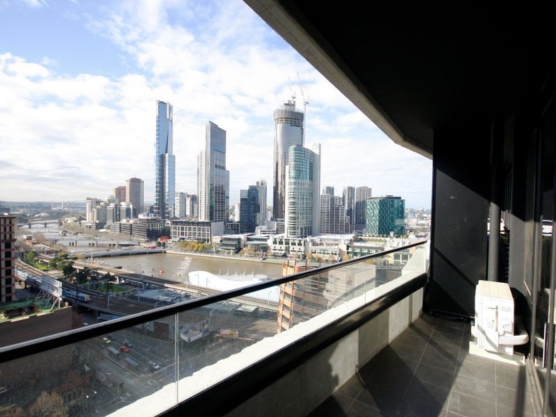 2105/7 Katherine Place, Melbourne VIC 3000