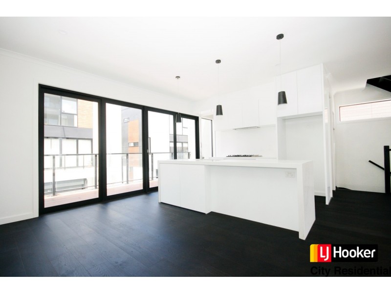 19 Kitchen Road, Port Melbourne VIC 3207