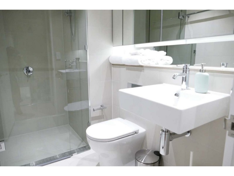 2108N/889 Collins Street, Docklands VIC 3008