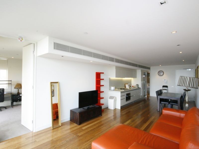 8 Kavanagh Street, Southbank VIC 3006