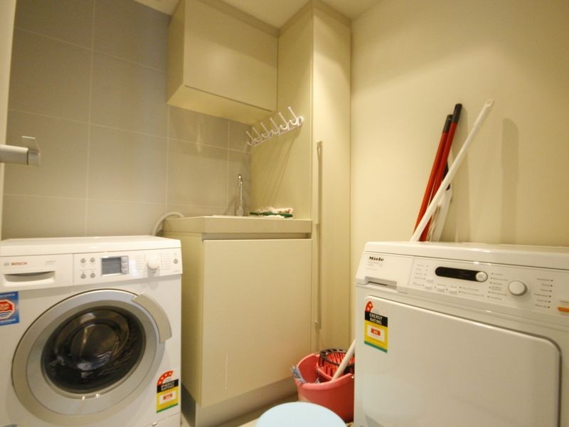 8 Kavanagh Street, Southbank VIC 3006