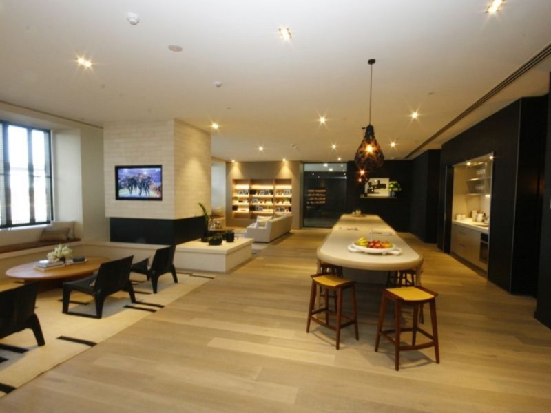 2404/9 Waterside Place, Docklands VIC 3008