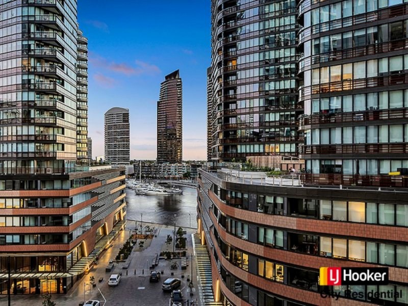 603W/888 Collins Street, Docklands VIC 3008