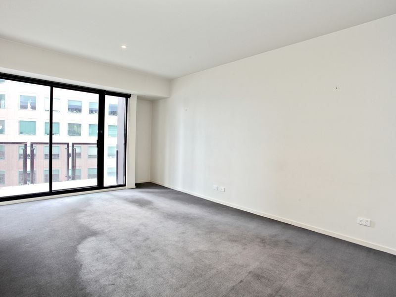 1703/33 City Road, Melbourne VIC 3000