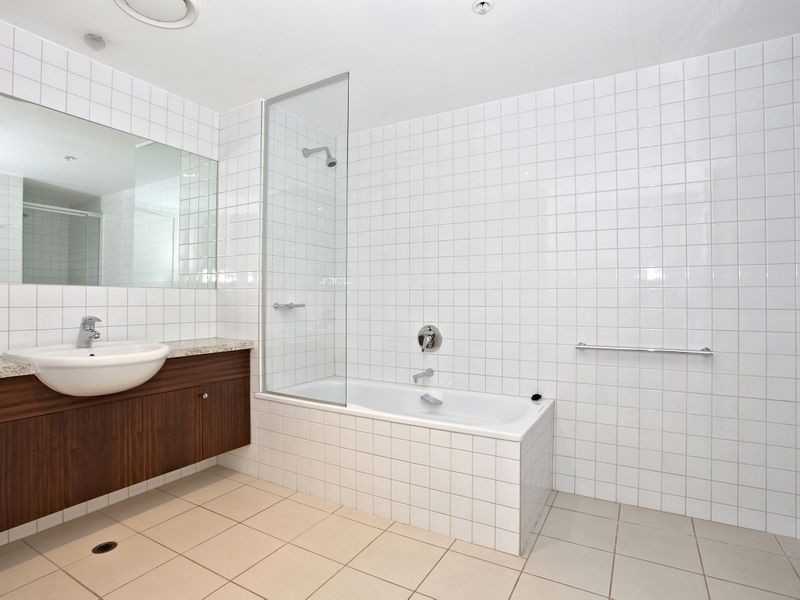 1703/33 City Road, Melbourne VIC 3000