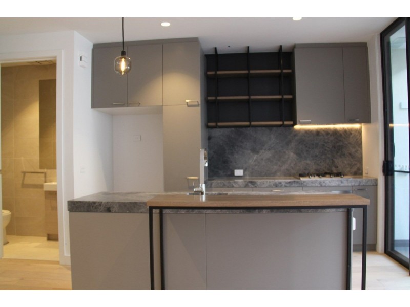 * Albert Street, Mordialloc VIC 3195