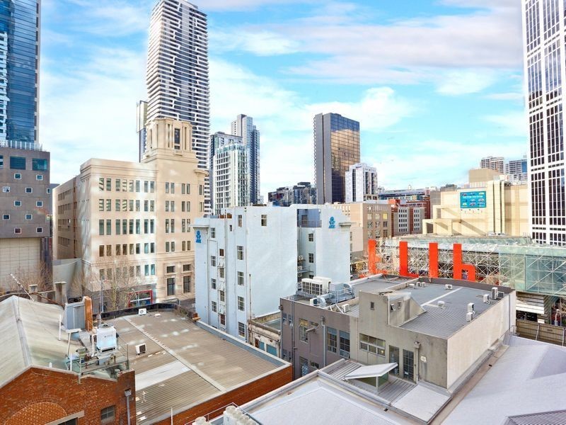 8 Sutherland Street, Melbourne VIC 3000