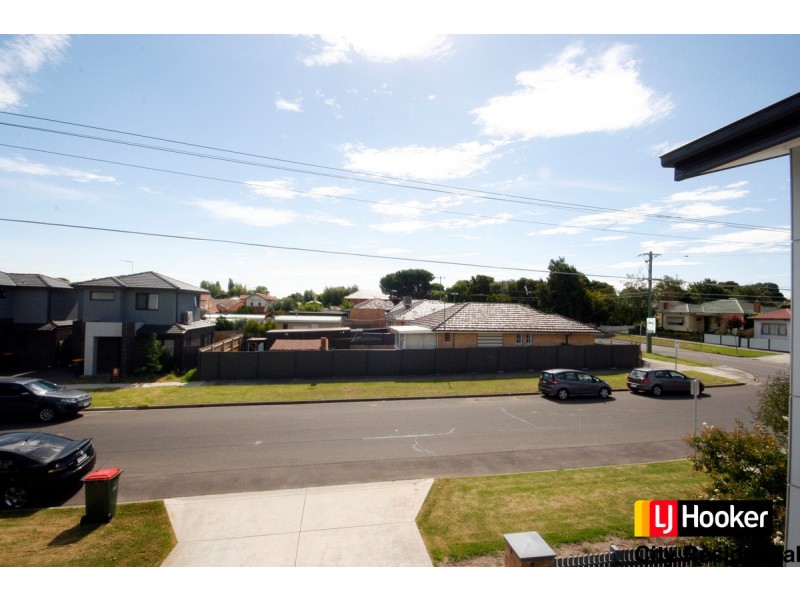 35 Sparks Avenue, Thornbury VIC 3071