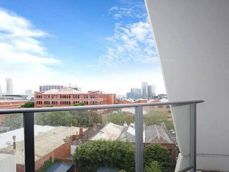 706/53 Batman Street, West Melbourne VIC 3003