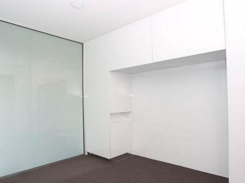 706/53 Batman Street, West Melbourne VIC 3003