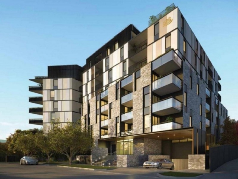 * Poplar Street, Box Hill VIC 3128