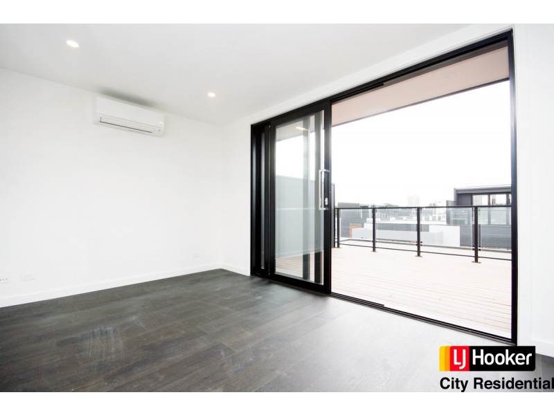 4 Velvet Road, Port Melbourne VIC 3207