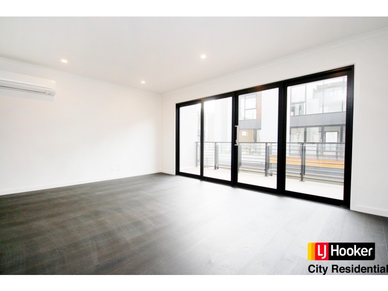 4 Velvet Road, Port Melbourne VIC 3207