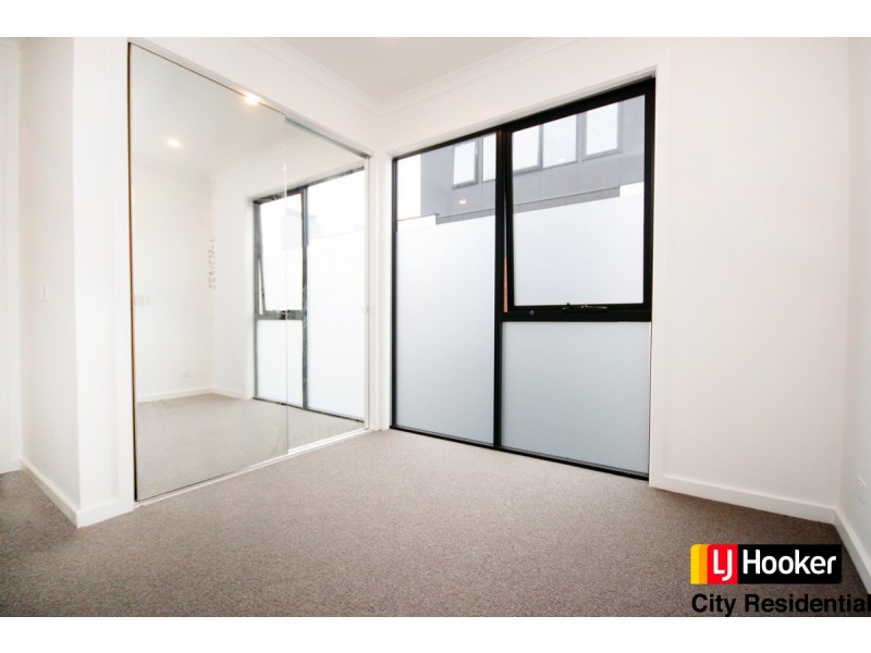 4 Velvet Road, Port Melbourne VIC 3207