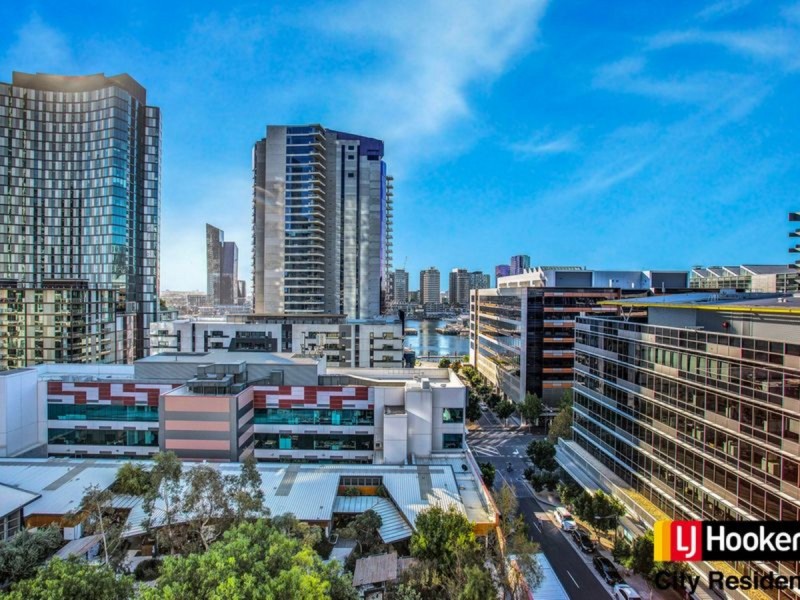 907/55 Merchant Street, Docklands VIC 3008