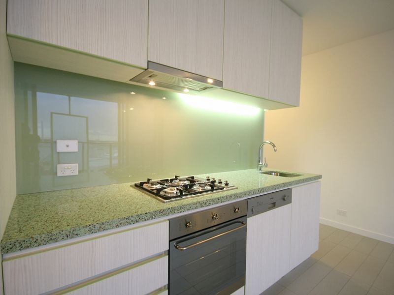 1015/675 La Trobe Street, Docklands VIC 3008