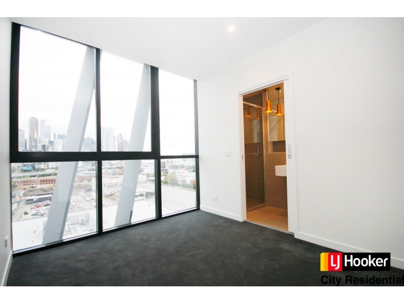 905/89-103 Gladstone Street, South Melbourne VIC 3205