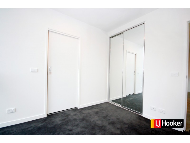 905/89-103 Gladstone Street, South Melbourne VIC 3205