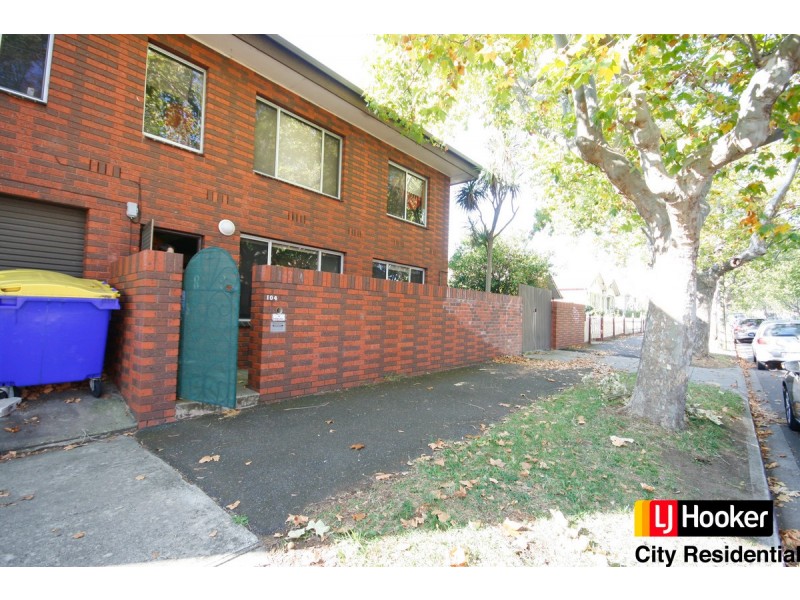 104 Canterbury Street, Flemington VIC 3031