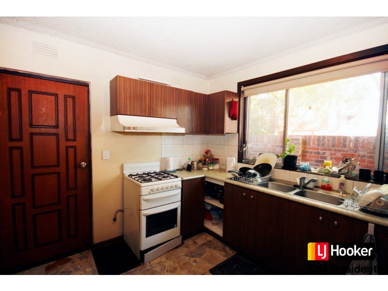 104 Canterbury Street, Flemington VIC 3031