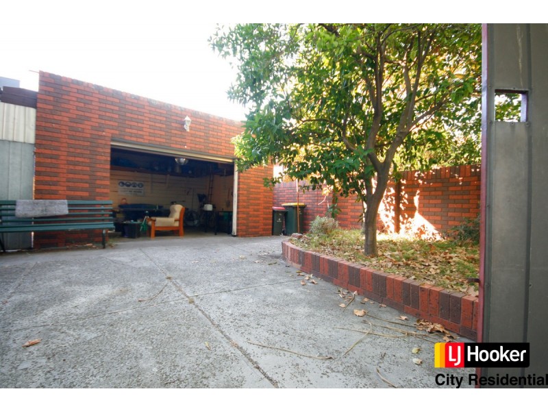 104 Canterbury Street, Flemington VIC 3031