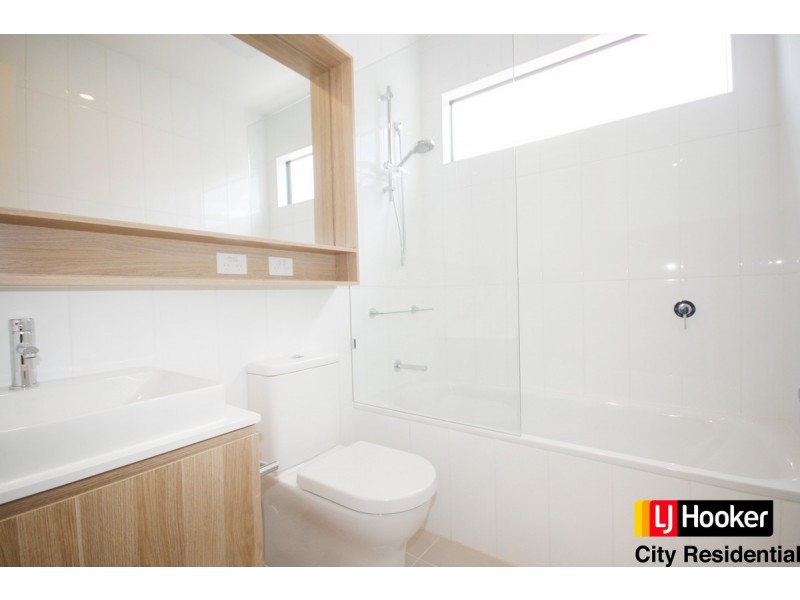 12 Bruford Road, Port Melbourne VIC 3207