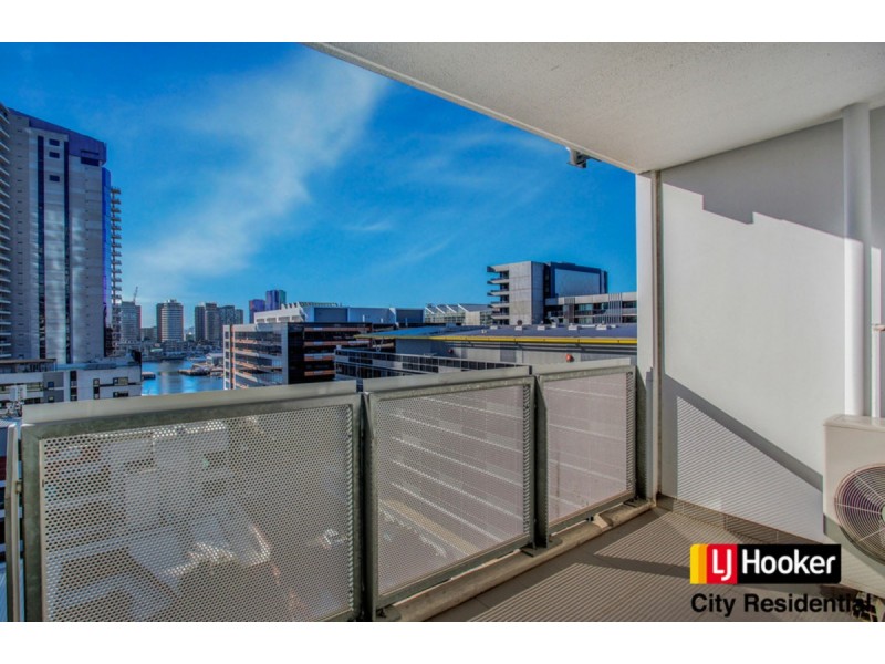 907/55 Merchant Street, Docklands VIC 3008